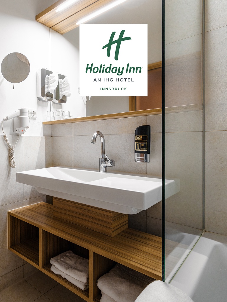 Axamer Lizum + Holiday Inn | Bed & Ride